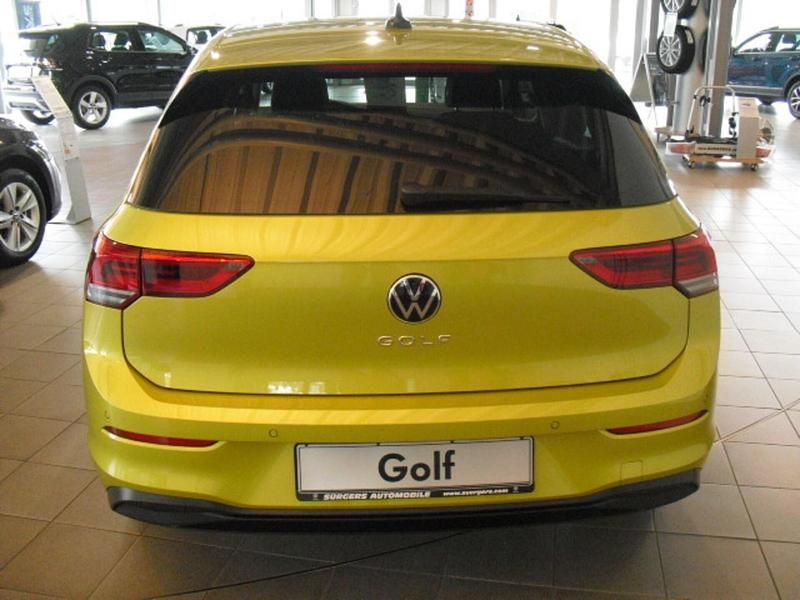 Gebraucht VW Golf VIII Life 150 PS (110 kW) 2022 Andere farbe Kleinwagen