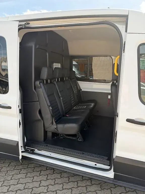 Gebraucht Ford Transit 186 PS (136 kW) 2022 Weiß Van / Kleinbus