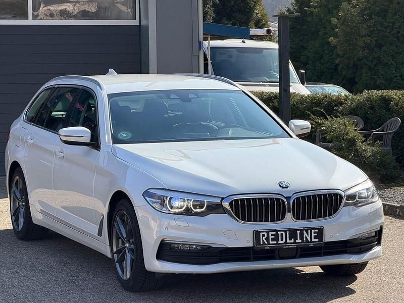 Gebraucht BMW 520 190 PS (139 kW) 2019 Mineralweiss Kombi