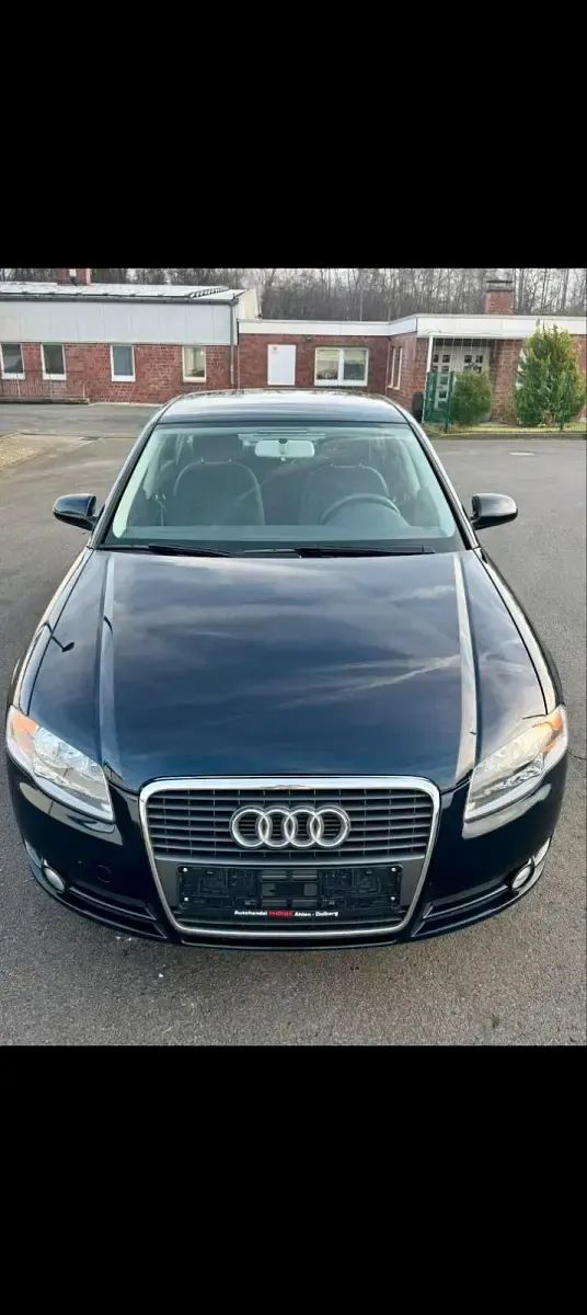 Używany Audi A4 101 KM (74 kW) 2007 Niebieski Sedan/Limuzyna