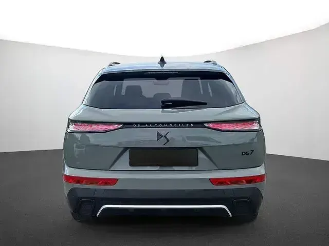 Gebraucht DS Automobiles DS7 Crossback Performance Line Plus 131 PS (96 kW) 2023 Lackierung lacquered grey/metallic klarlack SUV