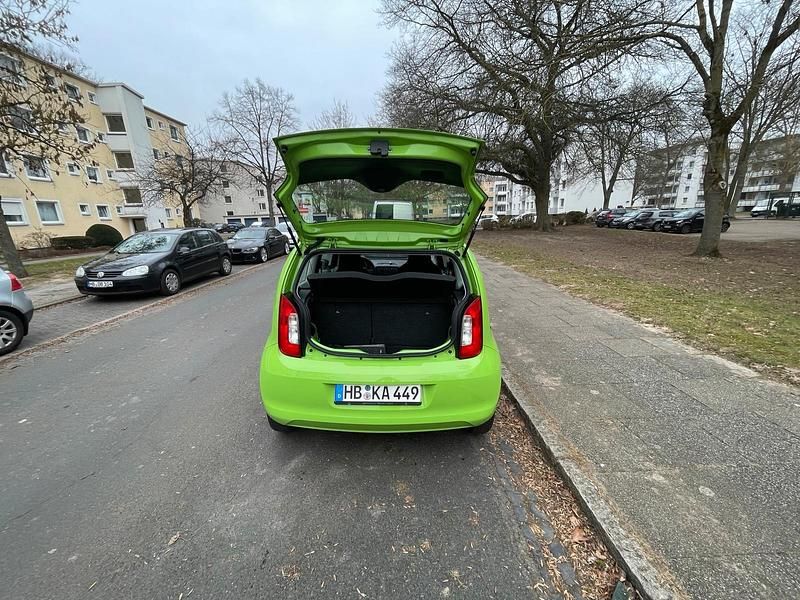 Gebraucht Skoda Citigo Active 68 PS (50 kW) 2018 Grün Kleinwagen