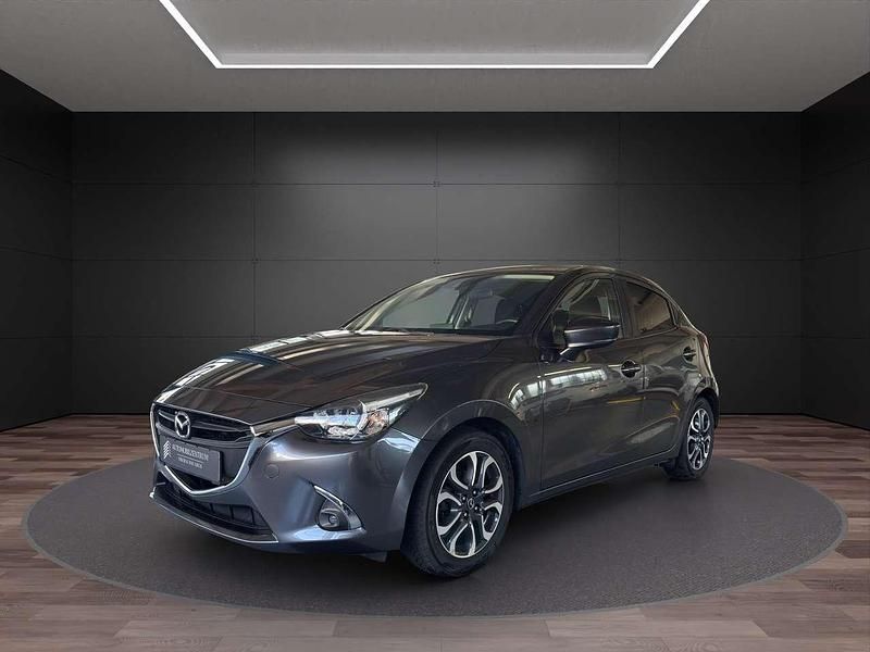 Machine grey metallic Gebraucht 2017 Mazda 2 Kizoku Limousine | 11.590 € (Fairer Preis) - Bild 1/4