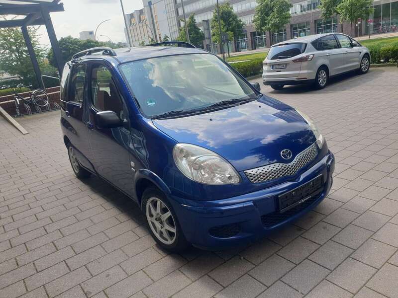 Blau Gebraucht 2005 Toyota Yaris Sol Kombi | 2.450 € (Guter Preis) - Bild 1/4