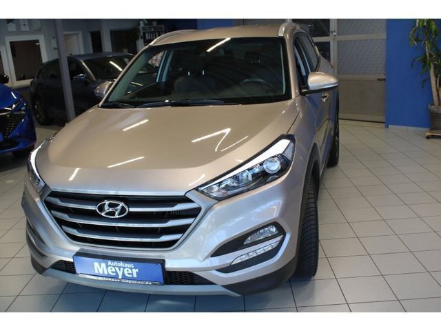 White sand / met Gebraucht 2017 Hyundai Tucson Advantage SUV | 15.910 € (Guter Preis) - Bild 1/4
