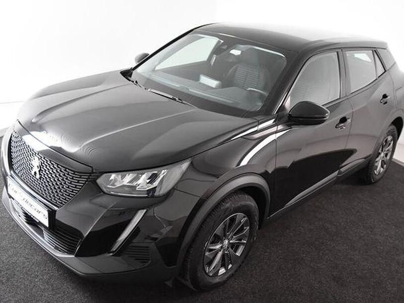 Gebraucht Peugeot 2008 Active 101 PS (74 kW) 2021 Schwarz SUV