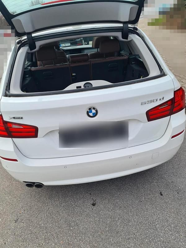 Gebraucht BMW 530 Comfort Edition 258 PS (189 kW) 2013 Weiß Kombi