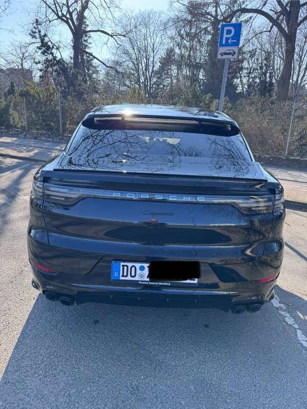 Gebraucht 2021 Porsche Cayenne Basis SUV | 74.200 € (Fairer Preis) - Bild 1/4