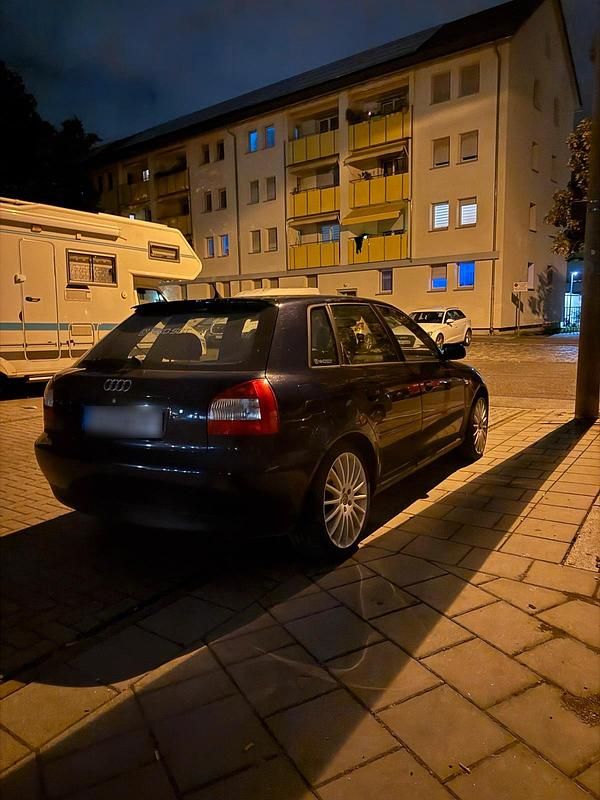 Usata Audi A3 102 CV (75 kW) 2002 Blu Utilitaria