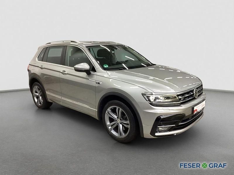 Gebraucht VW Tiguan R-line 190 PS (139 kW) 2019 Tungsten silver metallic SUV