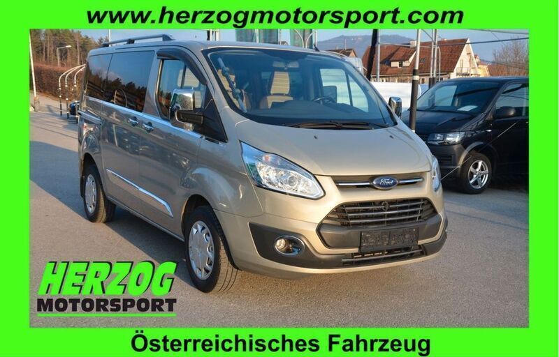Grau Gebraucht 2013 Ford Tourneo Custom Van / Kleinbus | 12.440 € (Fairer Preis) - Bild 1/4