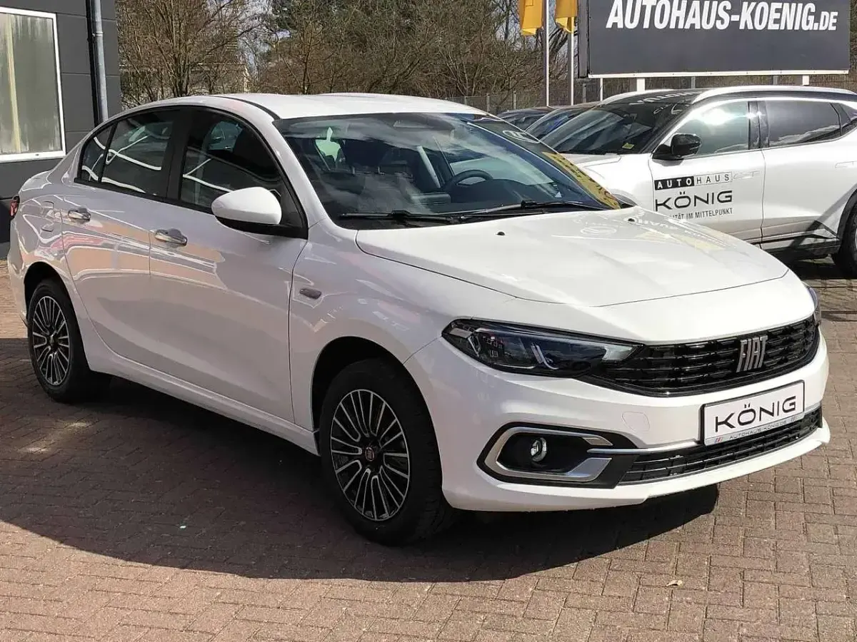 Gebraucht Fiat Tipo Urban 131 PS (96 kW) 2026 Weiß Limousine