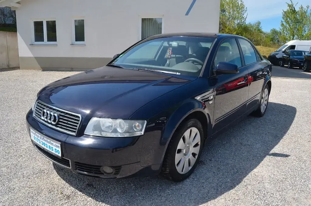 Gebraucht Audi A4 102 PS (75 kW) 2003 Blau Limousine
