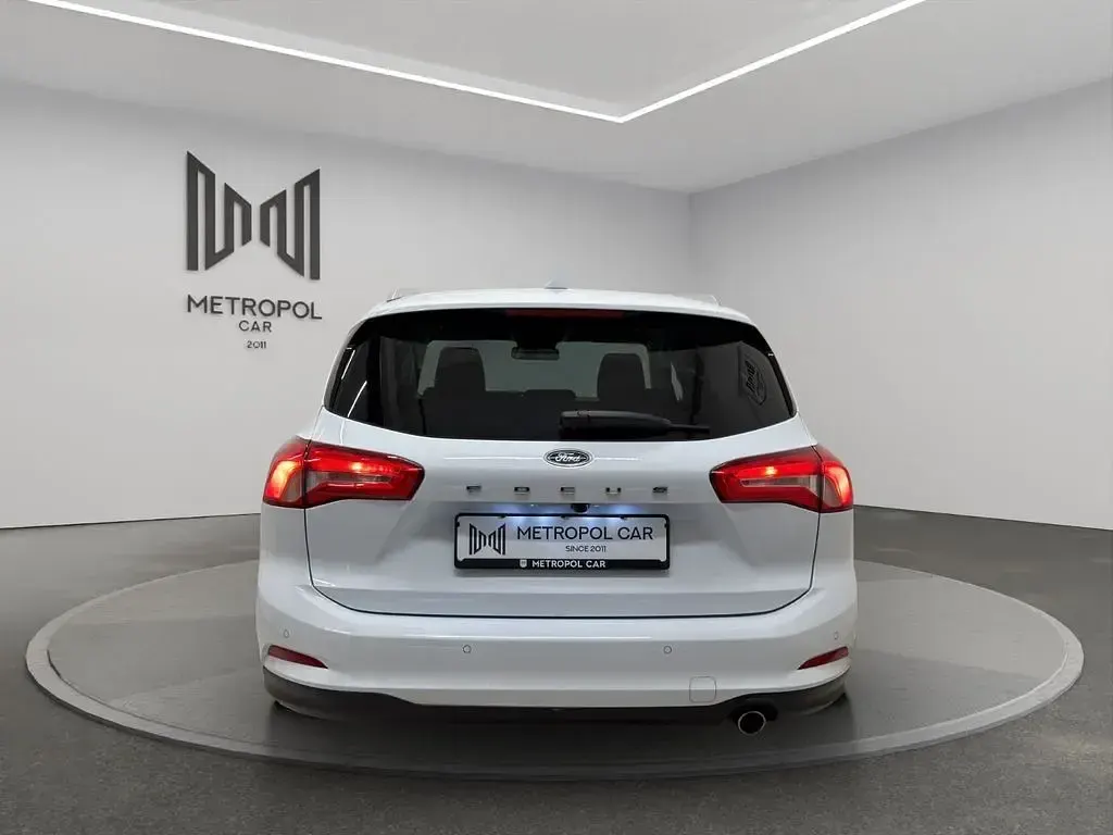 Gebraucht Ford Focus 125 PS (91 kW) 2019 Weiß Limousine