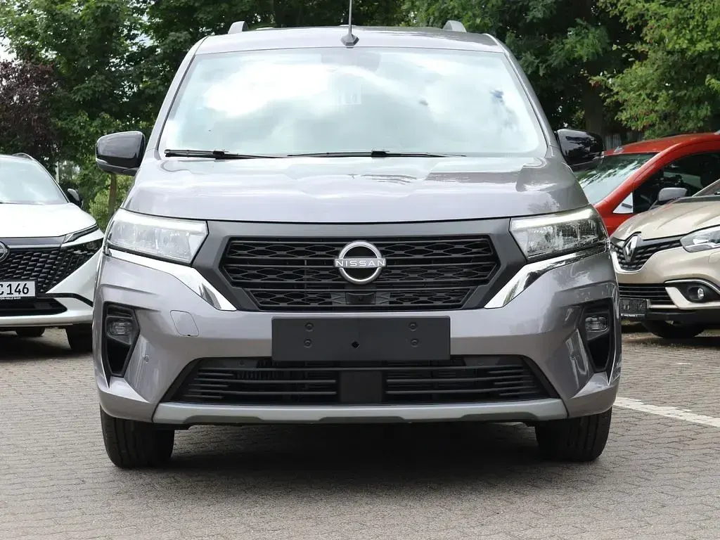 Neu Nissan Townstar Tekna 131 PS (96 kW) 2026 Grau Kombi