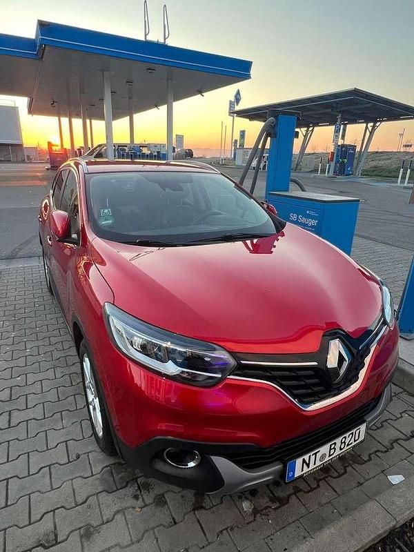 Gebraucht Renault Kadjar XMOD 110 PS (80 kW) 2016 Rot SUV
