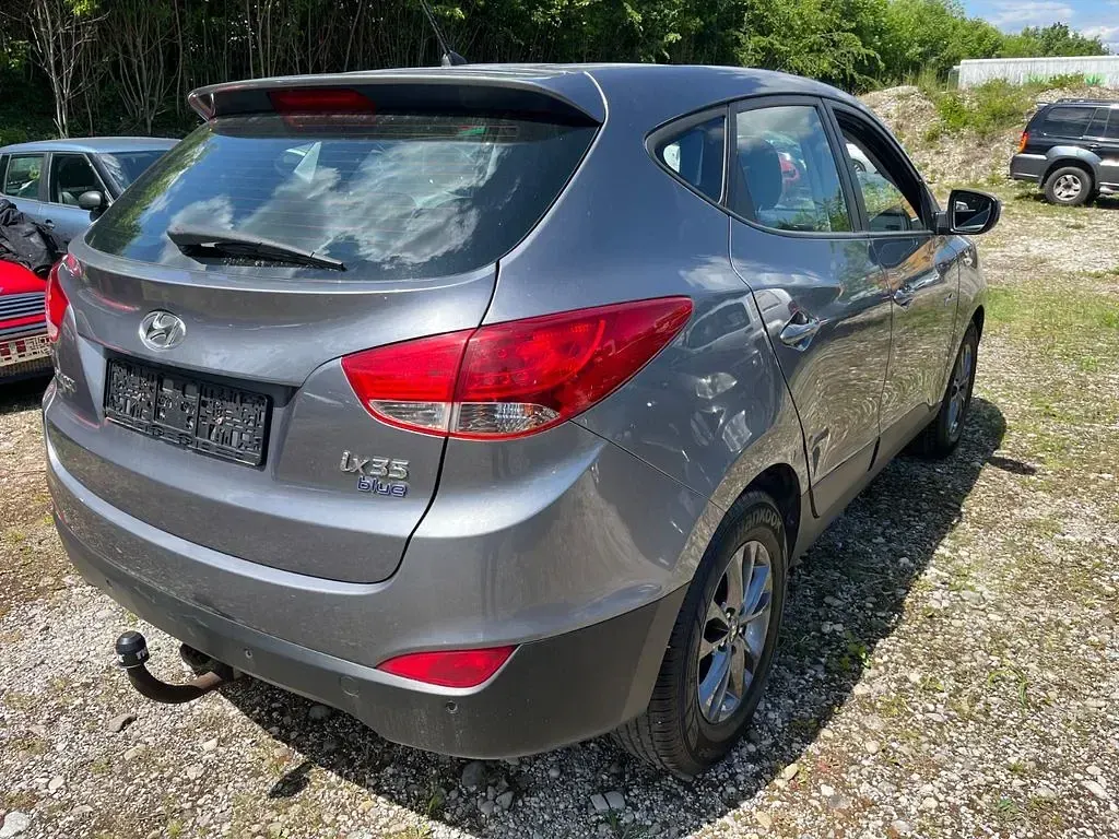 Gebraucht Hyundai ix35 Trend 116 PS (85 kW) 2015 Grau SUV