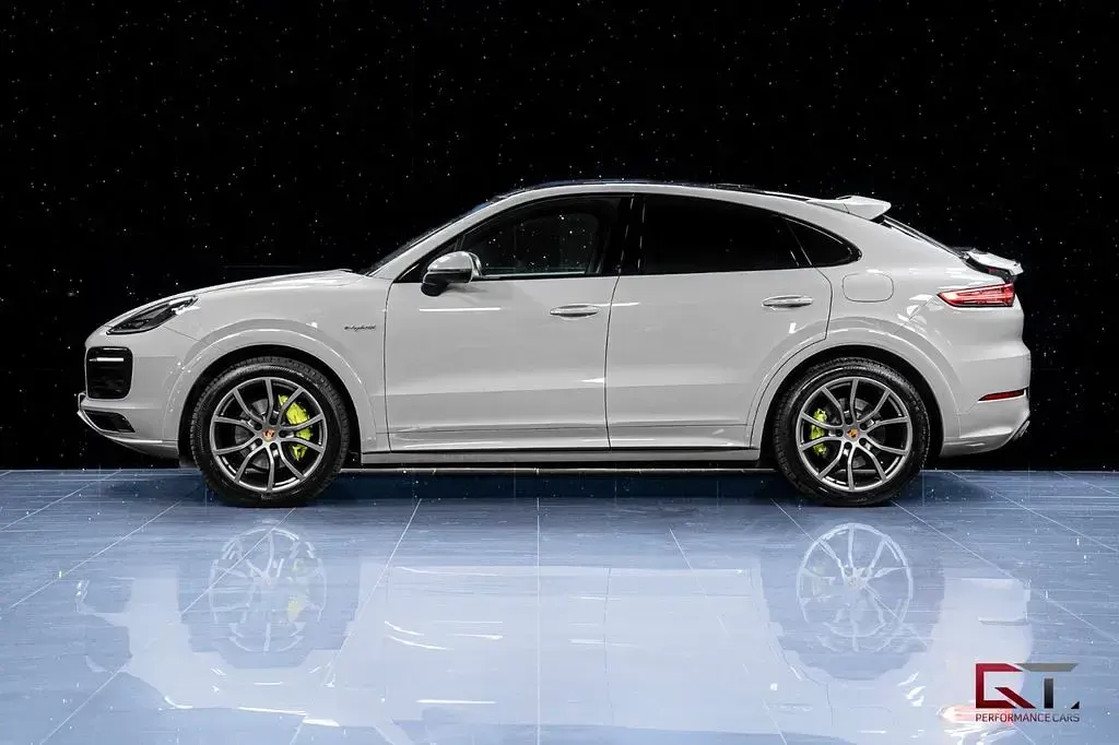 Gebraucht Porsche Cayenne Platinum Edition 462 PS (339 kW) 2023 Grau SUV