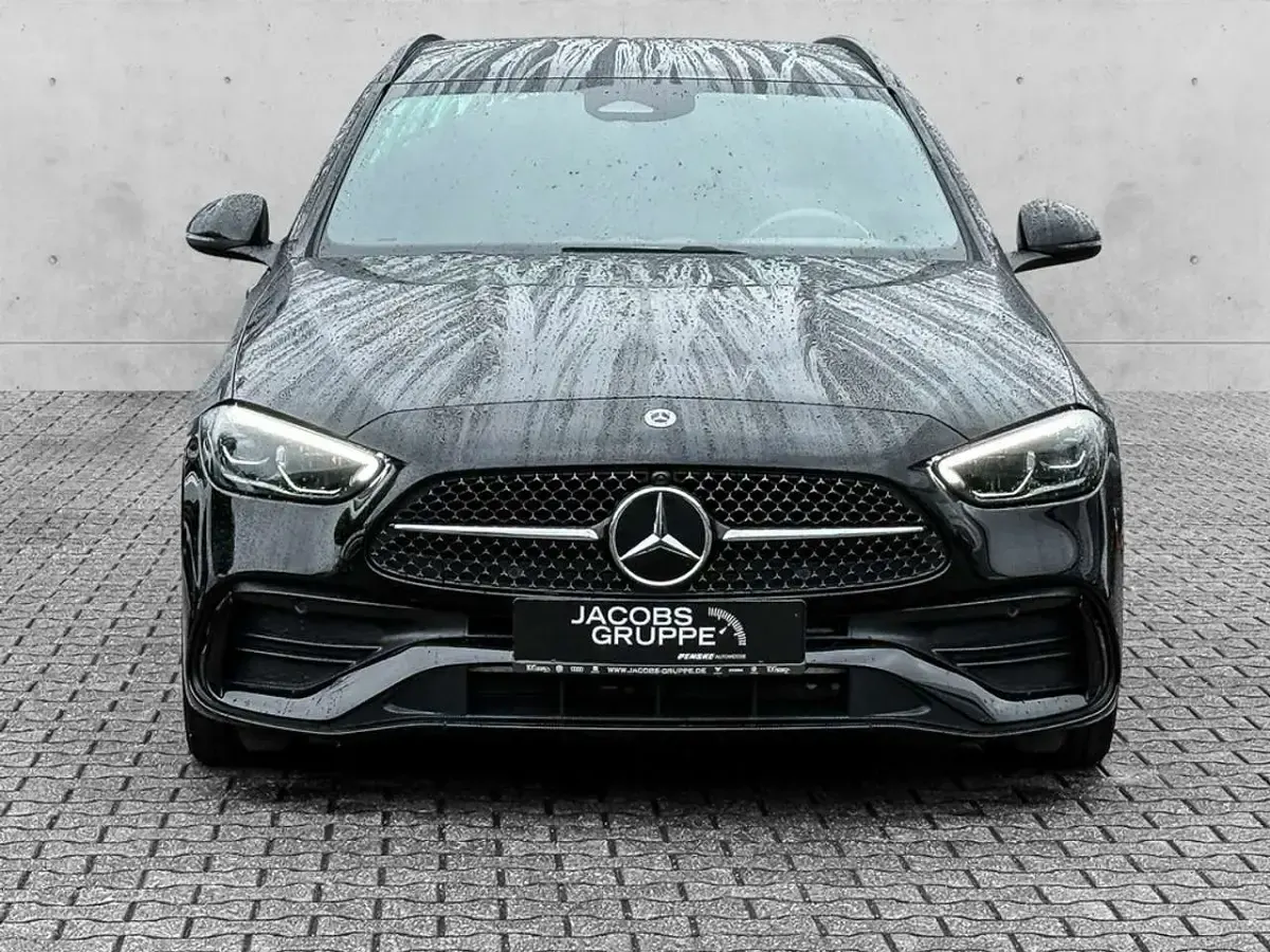 Gebraucht Mercedes C180 AMG 190 PS (139 kW) 2022 Schwarz Kombi