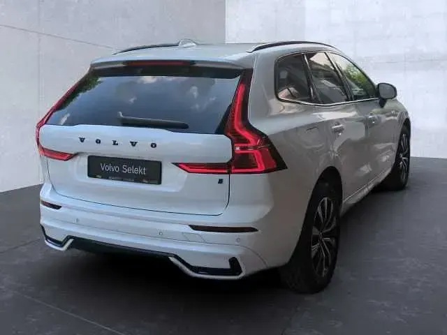 Gebraucht Volvo XC60 184 PS (135 kW) 2023 SUV