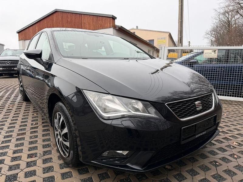 Schwarz Gebraucht 2013 Seat Leon Style Limousine | 3.800 € - Bild 1/4