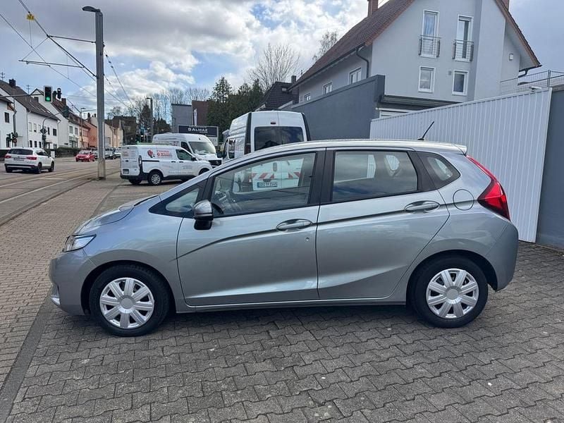 Gebraucht Honda Jazz Trend 102 PS (75 kW) 2017 Silber Kleinwagen