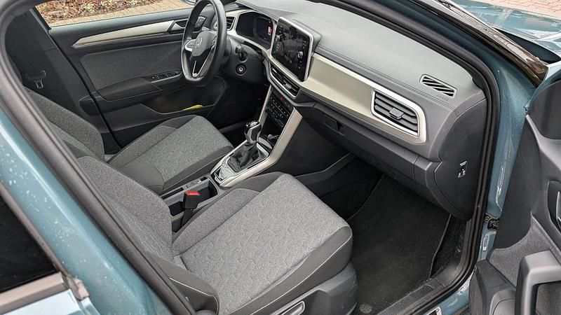 Gebraucht VW T-Roc Move 110 PS (80 kW) 2023 Blau SUV