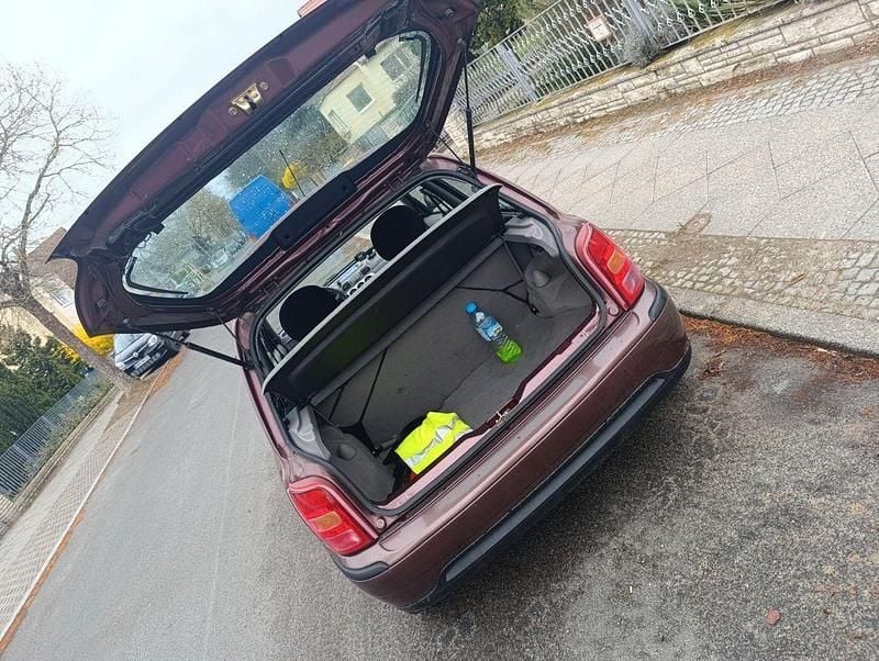 Gebraucht Nissan Micra 60 PS (44 kW) 2000 Rot Kleinwagen