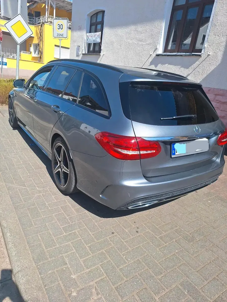 Gebraucht Mercedes C220 AMG 170 PS (125 kW) 2018 Grau Kombi