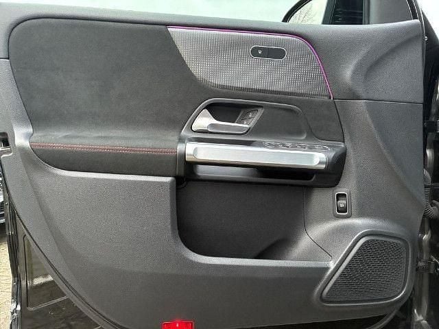 Gebraucht Mercedes EQB350 AMG 214 kW (292 PS) 2023 Schwarz SUV