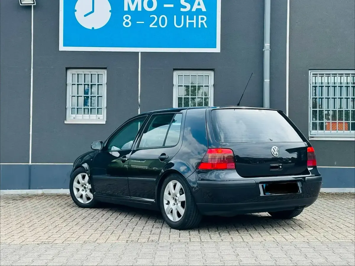 Gebraucht VW Golf IV 101 PS (74 kW) 2002 Schwarz Limousine