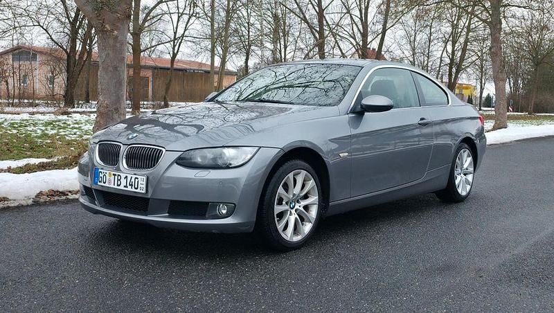 Gebraucht BMW 325 218 PS (160 kW) 2008 Grau Coupé