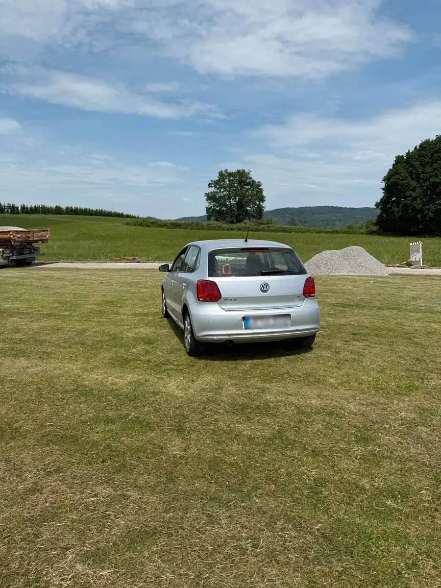 Gebraucht VW Polo Comfortline 86 PS (63 kW) 2009 Grau Kleinwagen