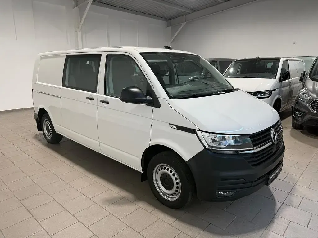 Gebraucht VW T6.1 150 PS (110 kW) 2023 Weiß Van