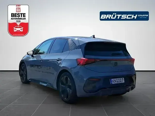 Gebraucht Cupra Born 150 kW (204 PS) 2024 Quasargrau metallic Kleinwagen