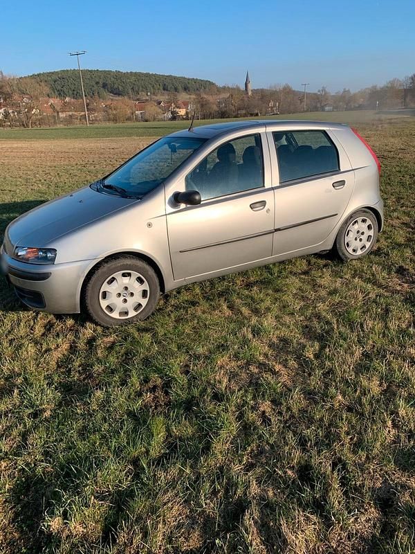 Gebraucht Fiat Punto 60 PS (44 kW) 2000 Silber Kleinwagen