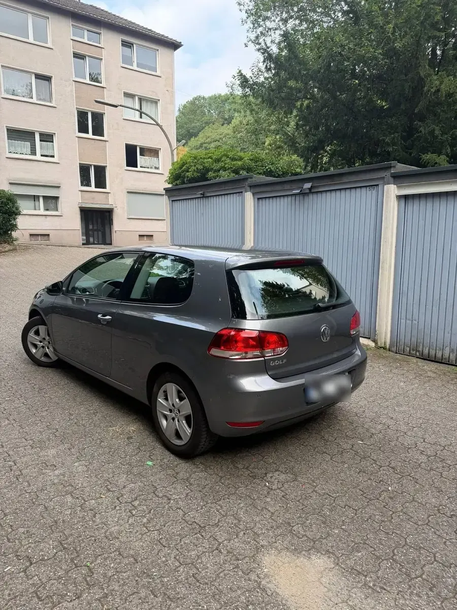 Gebraucht VW Golf 80 PS (58 kW) 2009 Grau Coupé