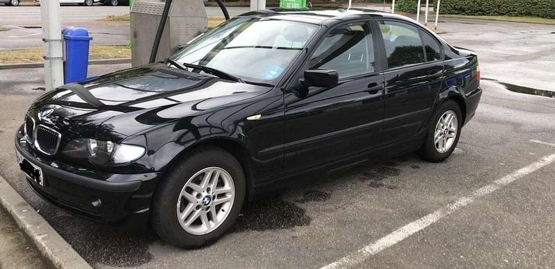 Gebraucht BMW 316 116 PS (85 kW) 2004 Schwarz Limousine