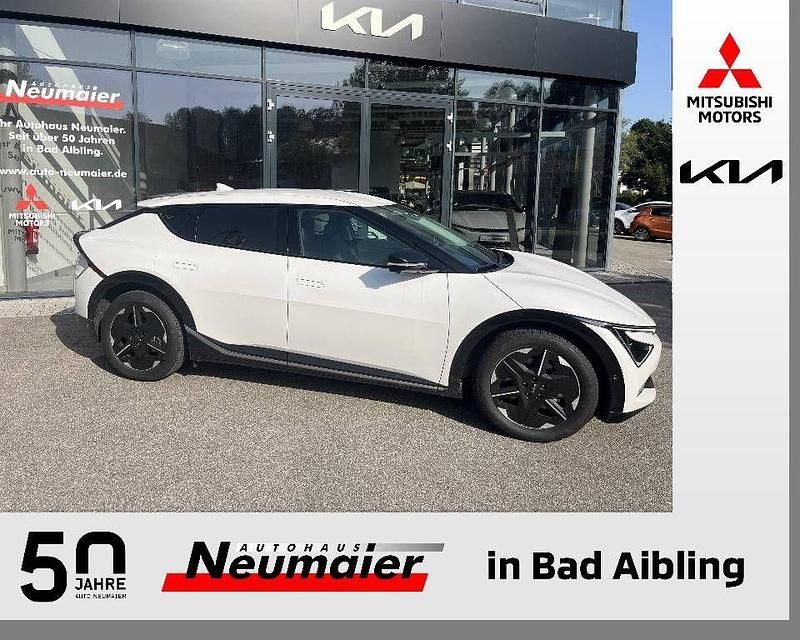 Weiß Neu 2025 Kia EV6 SUV | 48.490 € - Bild 1/1