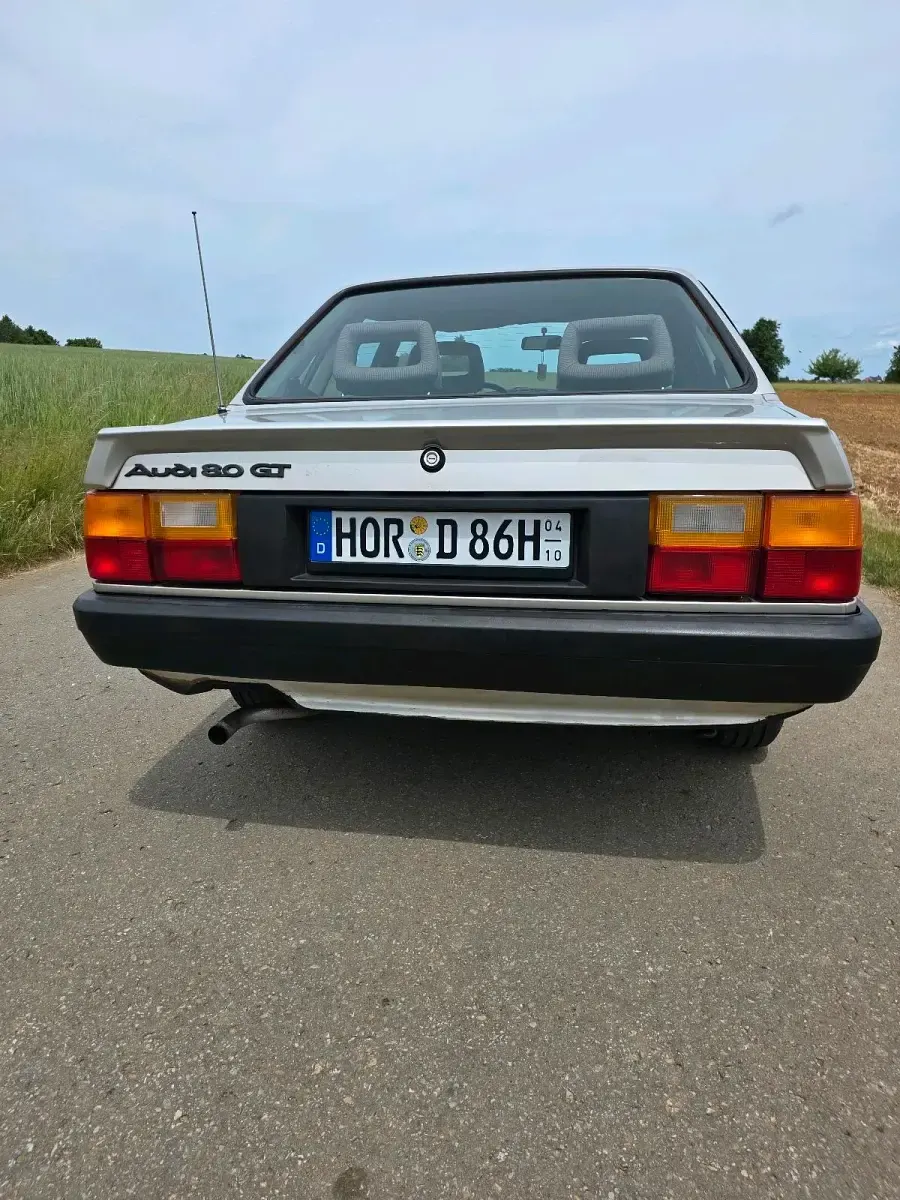 Gebraucht Audi 80 75 PS (55 kW) 1986 Grau Limousine