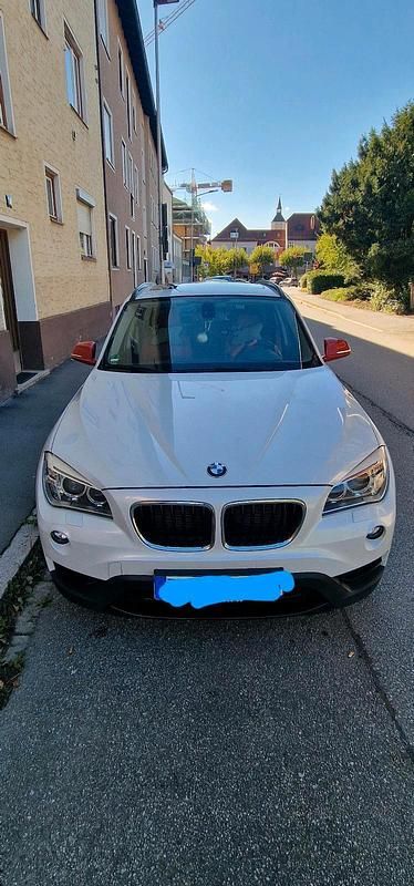 Weiß Gebraucht 2013 BMW X1 M Sport SUV | 12.000 € (Fairer Preis) - Bild 1/4