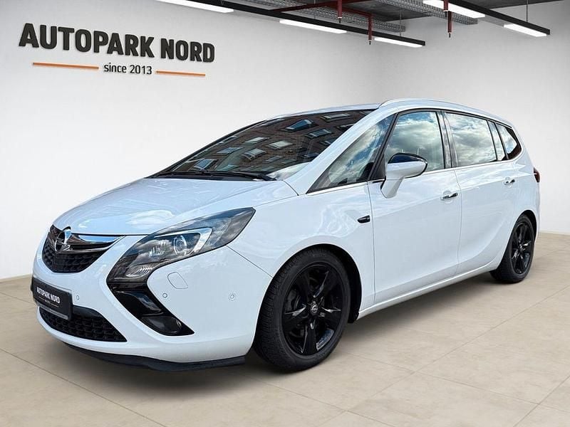 Weiß Gebraucht 2014 Opel Zafira Tourer Innovation Van / Kleinbus | 7.999 € (Fairer Preis) - Bild 1/4