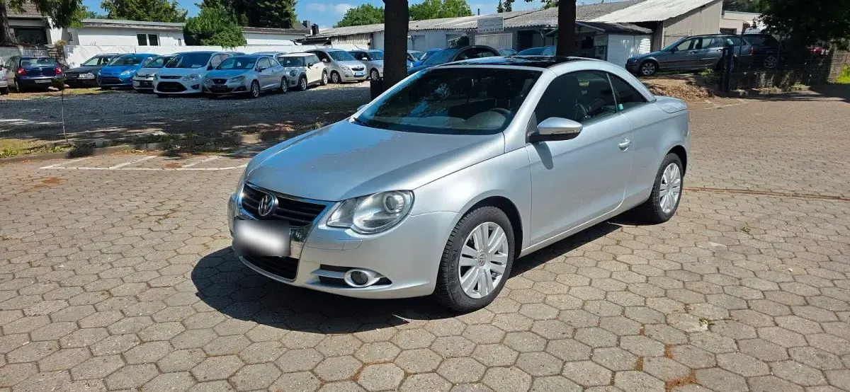 Gebraucht VW Eos 122 PS (89 kW) 2009 Silber Cabrio
