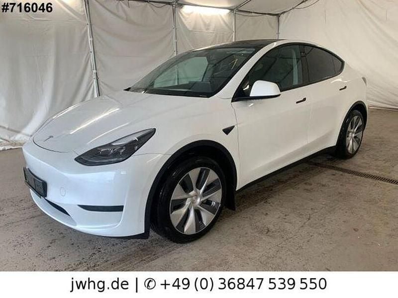 Weiß Gebraucht 2023 Tesla Model Y SUV | 30.700 € (Superpreis) - Bild 1/4