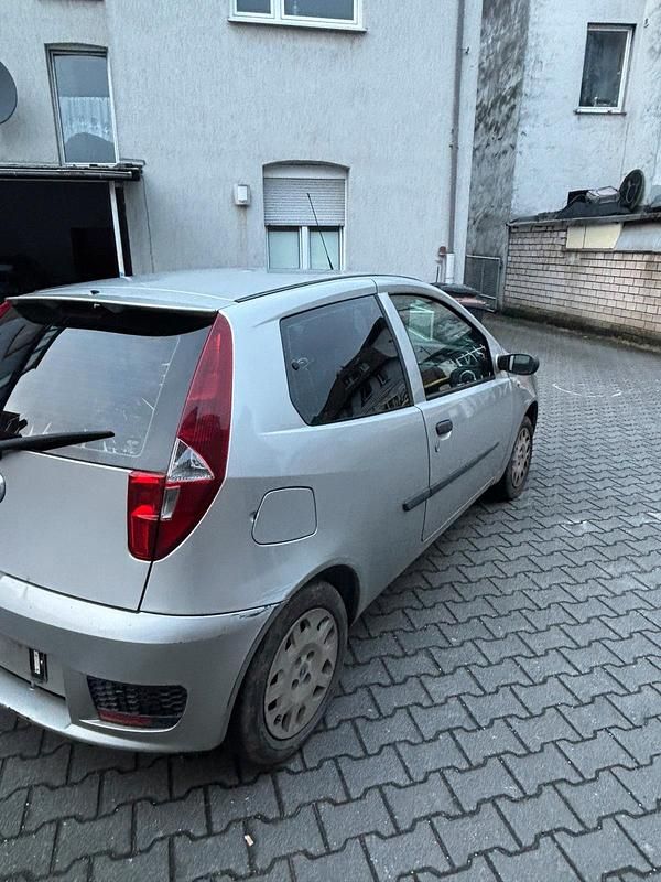 Gebraucht Fiat Punto 60 PS (44 kW) 2003 Grau Kleinwagen