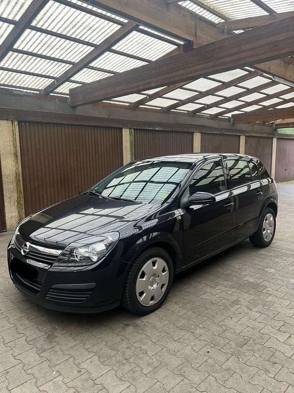 Schwarz Gebraucht 2006 Opel Astra Kleinwagen | 1.650 € (Fairer Preis) - Bild 1/4