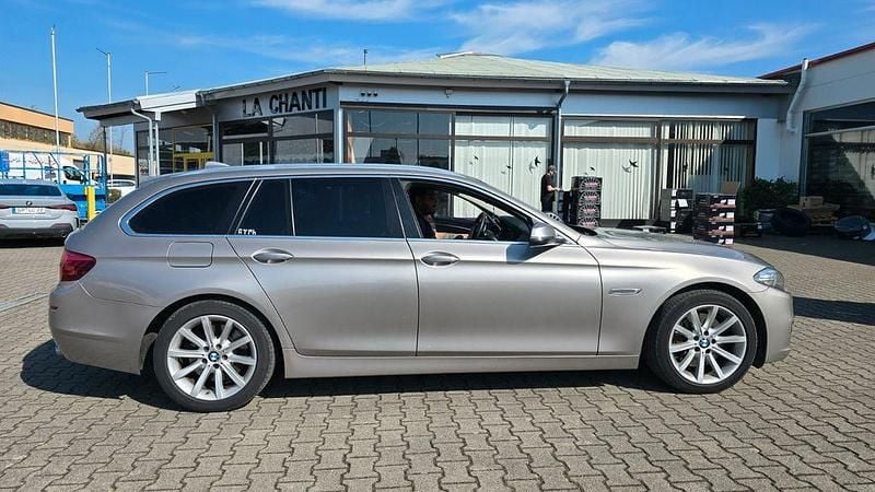 Gebraucht BMW 535 Luxury Line 313 PS (230 kW) 2014 Grau Kombi