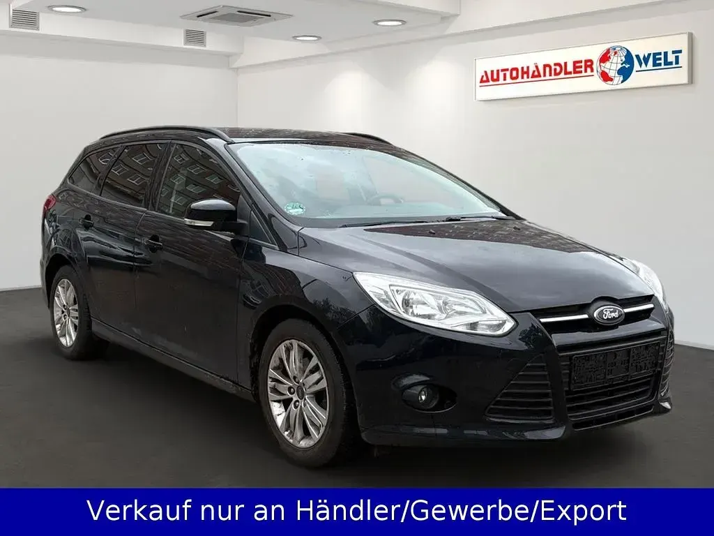 Używany Ford Focus 125 KM (91 kW) 2013 Czarny Kombi