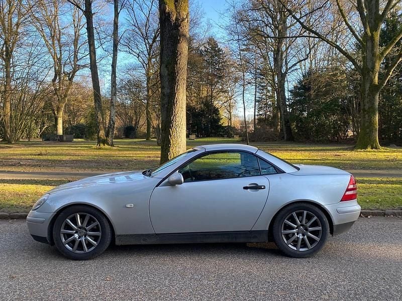 Silber Gebraucht 1999 Mercedes SLK200 Cabrio | 2.200 € (Superpreis) - Bild 1/4