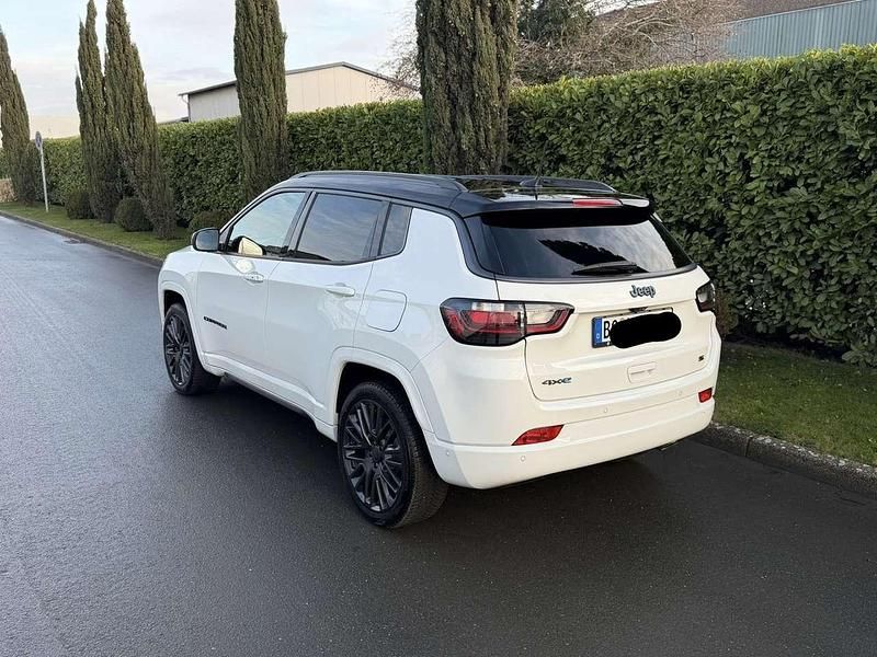 Gebraucht Jeep Compass 241 PS (177 kW) 2022 Weiß SUV